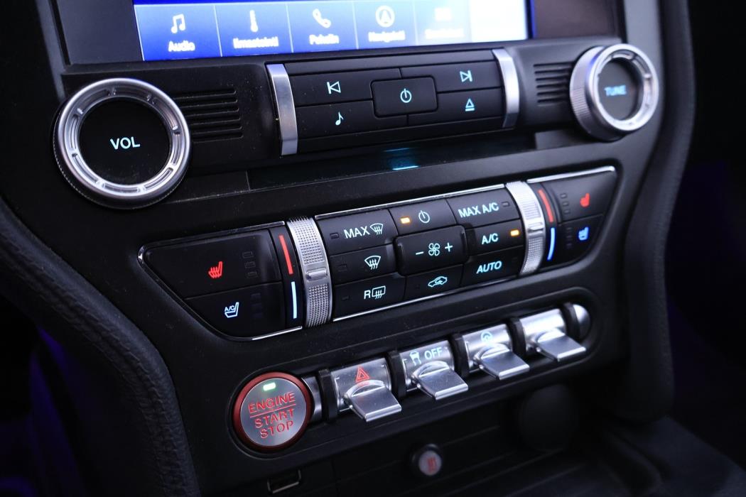 FORD Mustang 2021