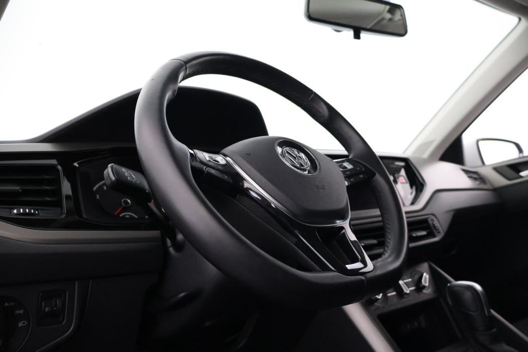 VOLKSWAGEN Polo 2020