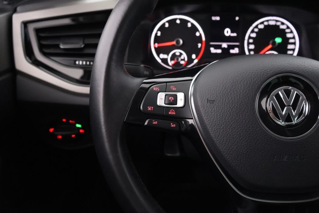 VOLKSWAGEN Polo 2020