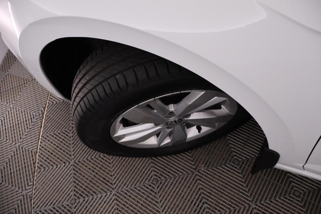 VOLKSWAGEN Polo 2020
