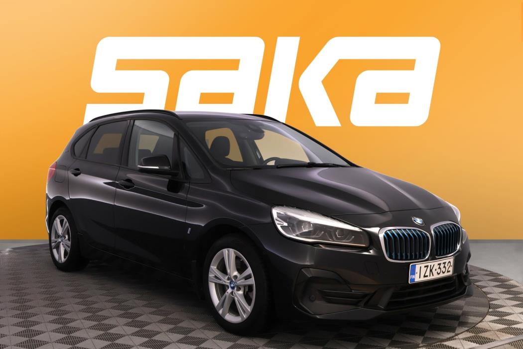 BMW 225 2019