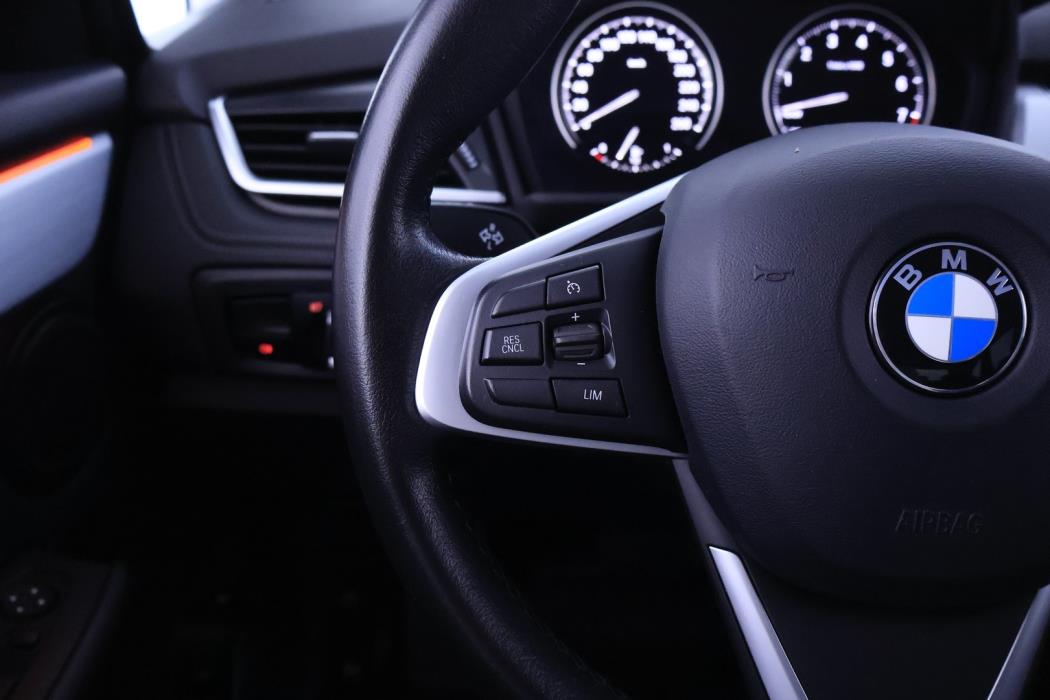 BMW 225 2019