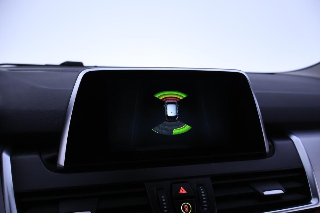 BMW 225 2019