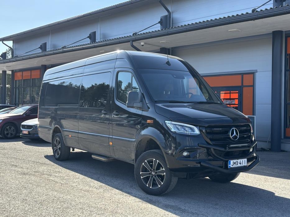MERCEDES-BENZ Sprinter 2023
