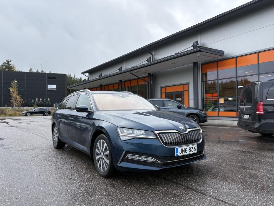 SKODA Superb 2024