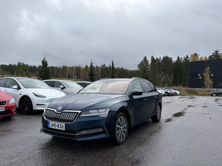 SKODA Superb 2024