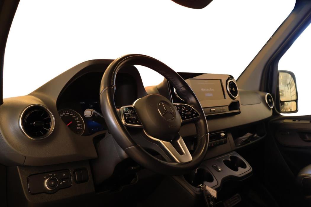 MERCEDES-BENZ Sprinter 2022