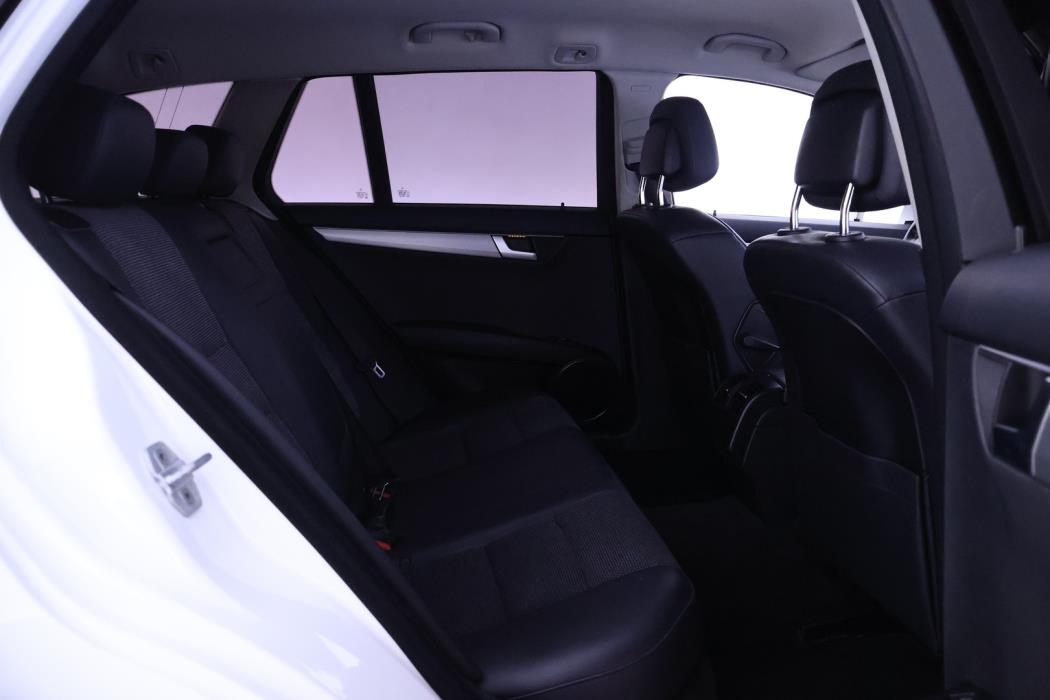 MERCEDES-BENZ C 2013