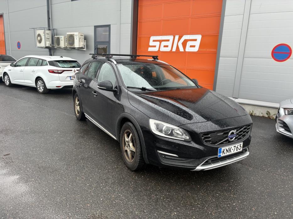 VOLVO V60 Cross Country 2016