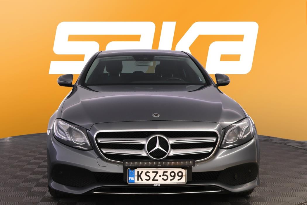 MERCEDES-BENZ E 2018