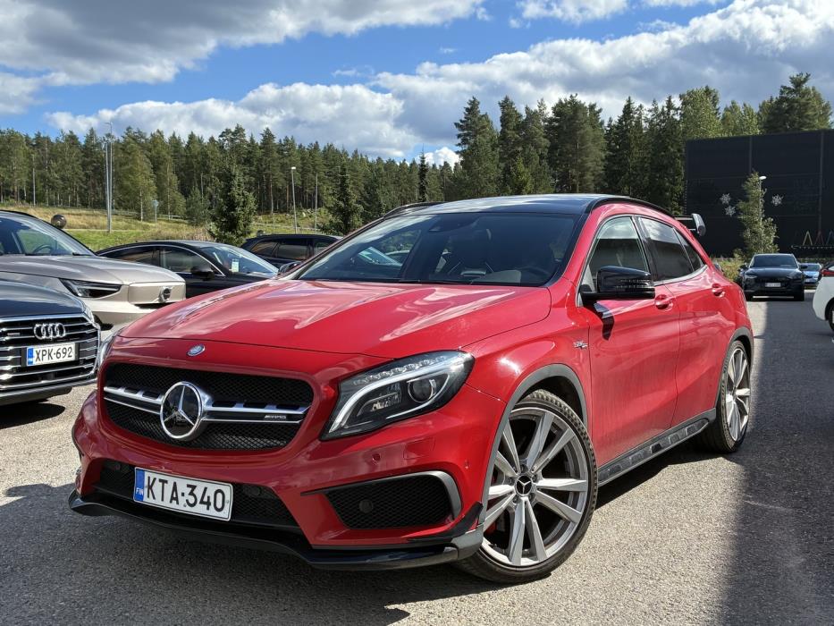 MERCEDES-BENZ GLA 45 AMG 2016