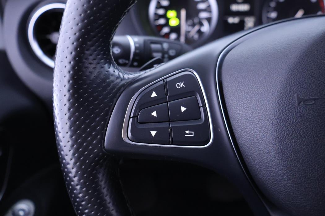 MERCEDES-BENZ Vito 2021