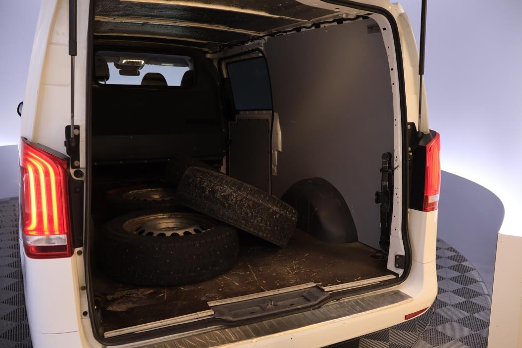MERCEDES-BENZ Vito 2021