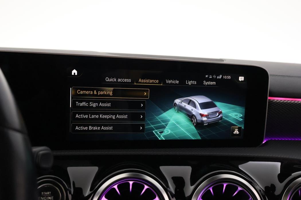 MERCEDES-BENZ A 2019