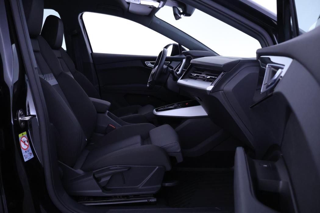 AUDI Q4 e-tron 2023