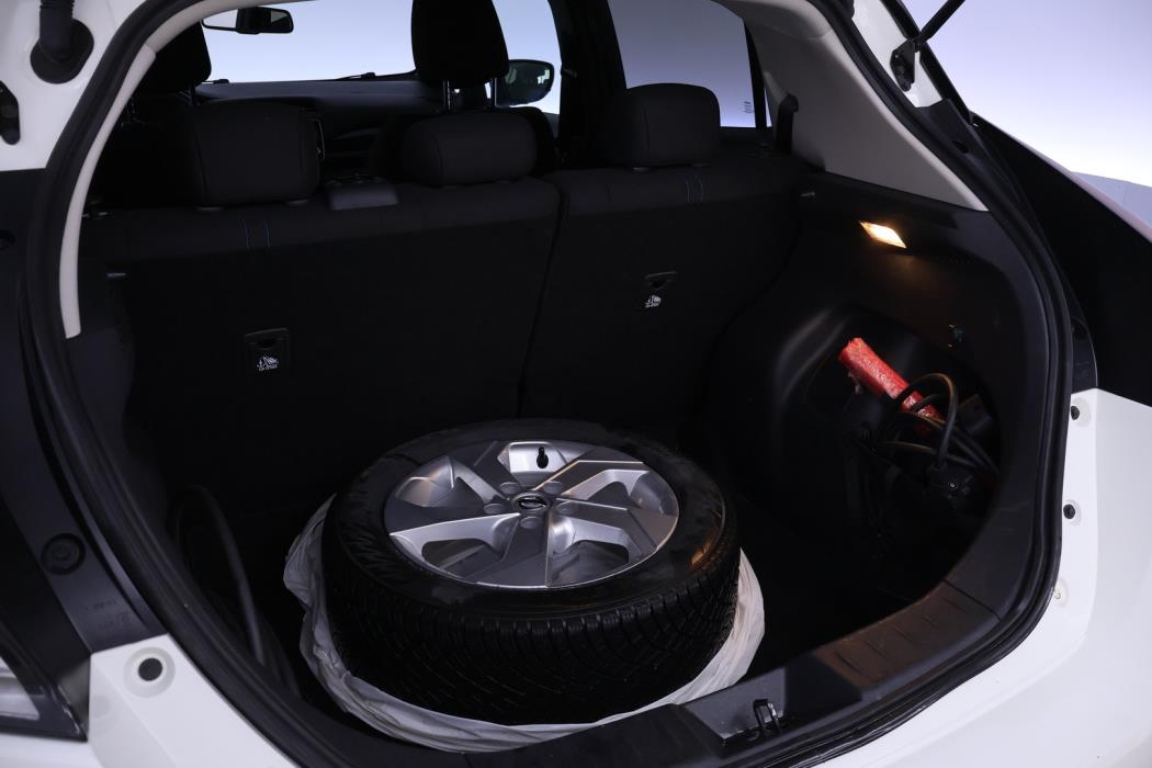 NISSAN Leaf 2023