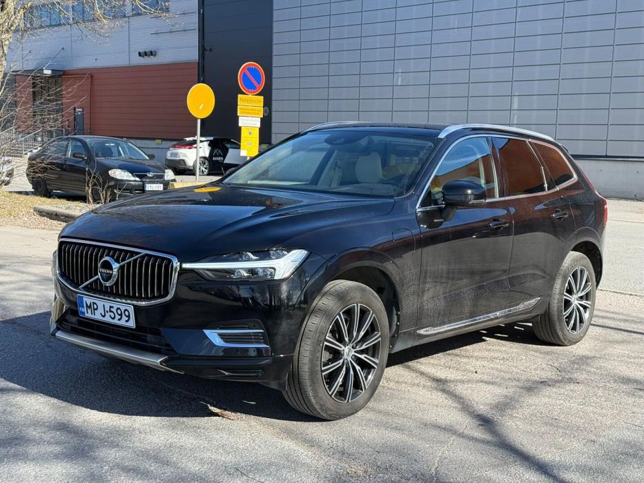VOLVO XC60 2021