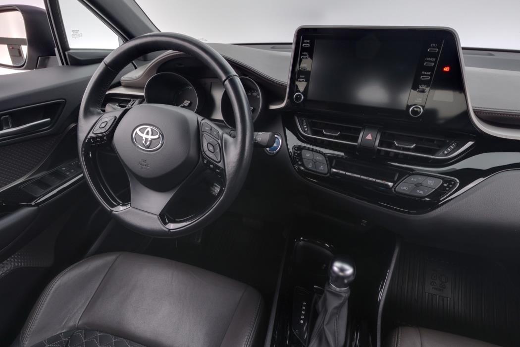 TOYOTA C-HR 2021