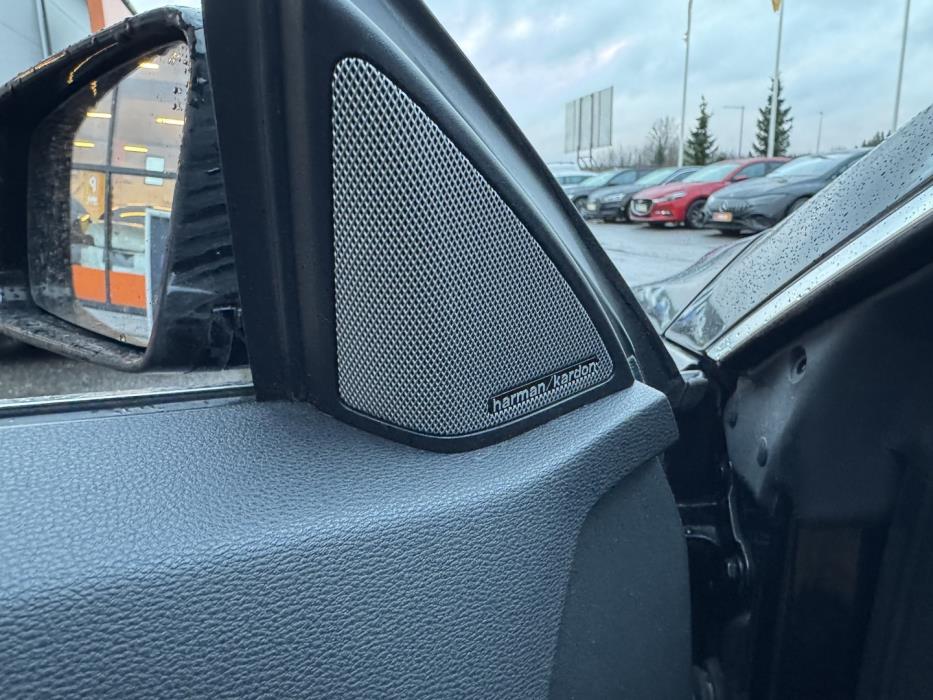 MERCEDES-BENZ E 2011