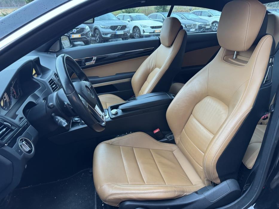 MERCEDES-BENZ E 2011