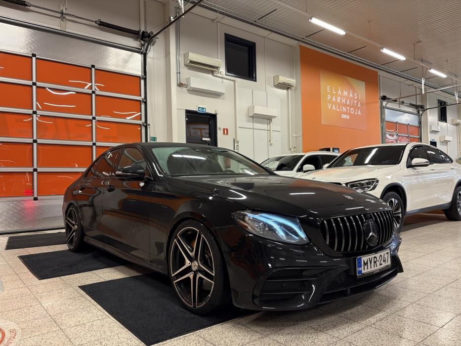 MERCEDES-BENZ E 2018