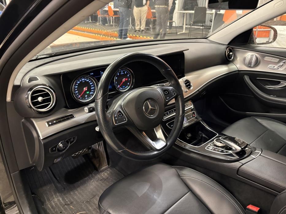 MERCEDES-BENZ E 2018