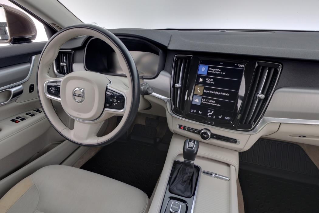 VOLVO V90 2017