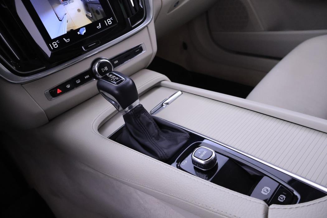 VOLVO V90 2017