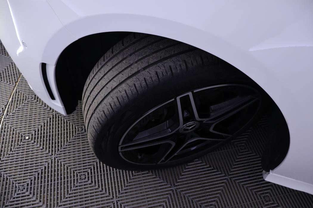 MERCEDES-BENZ A 2021
