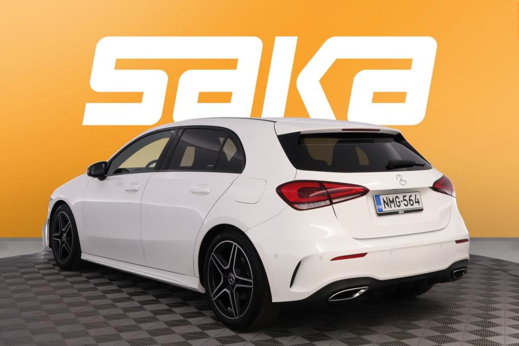 MERCEDES-BENZ A 2021