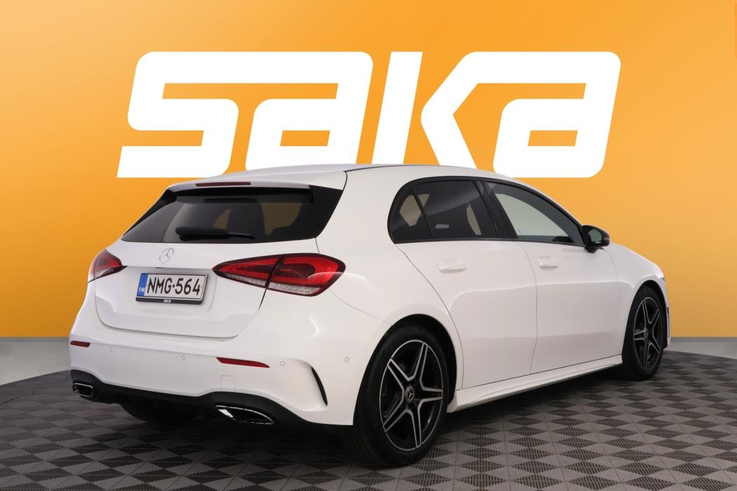 MERCEDES-BENZ A 2021
