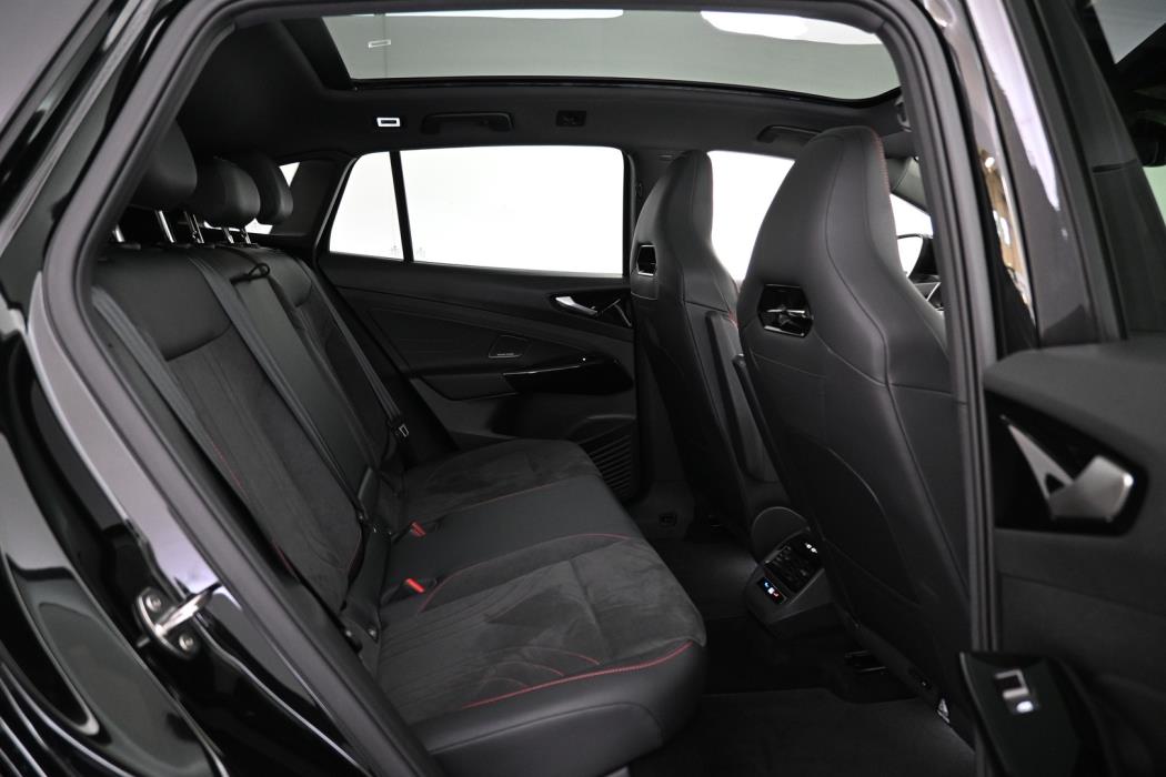 VOLKSWAGEN ID.4 2026