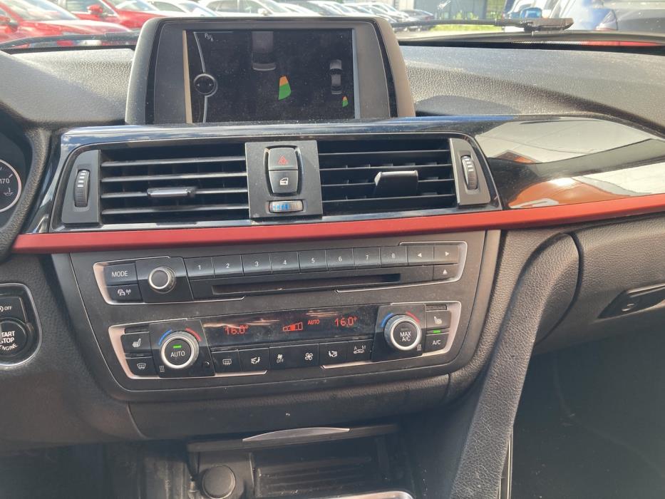 BMW 320 2013