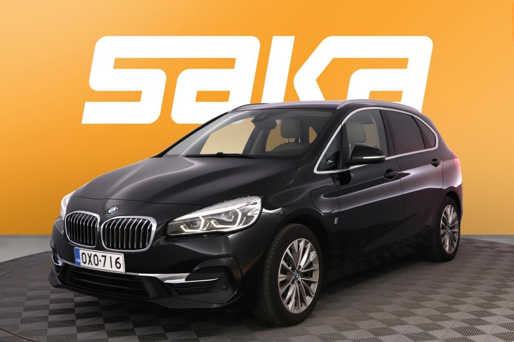 BMW 225 2019