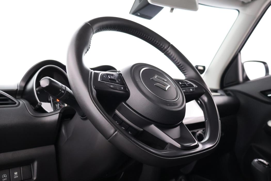 SUZUKI Swift 2020