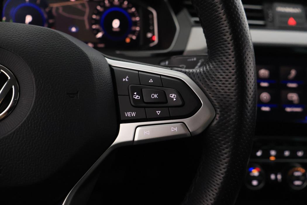 VOLKSWAGEN Passat 2020