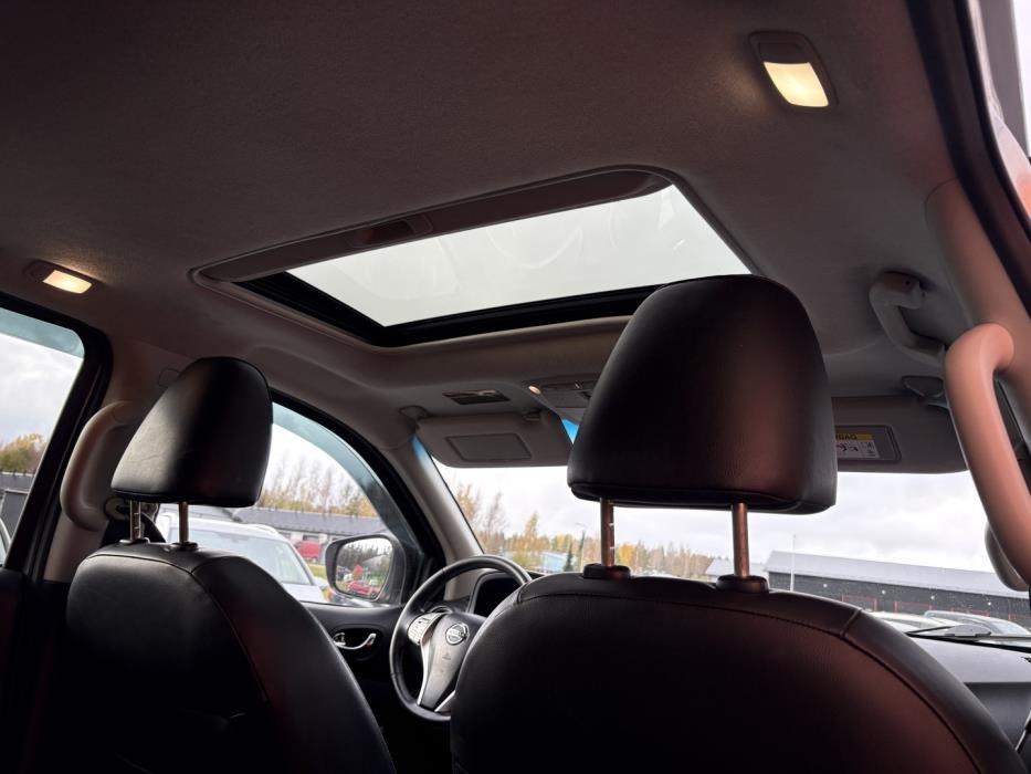 NISSAN Navara 2016