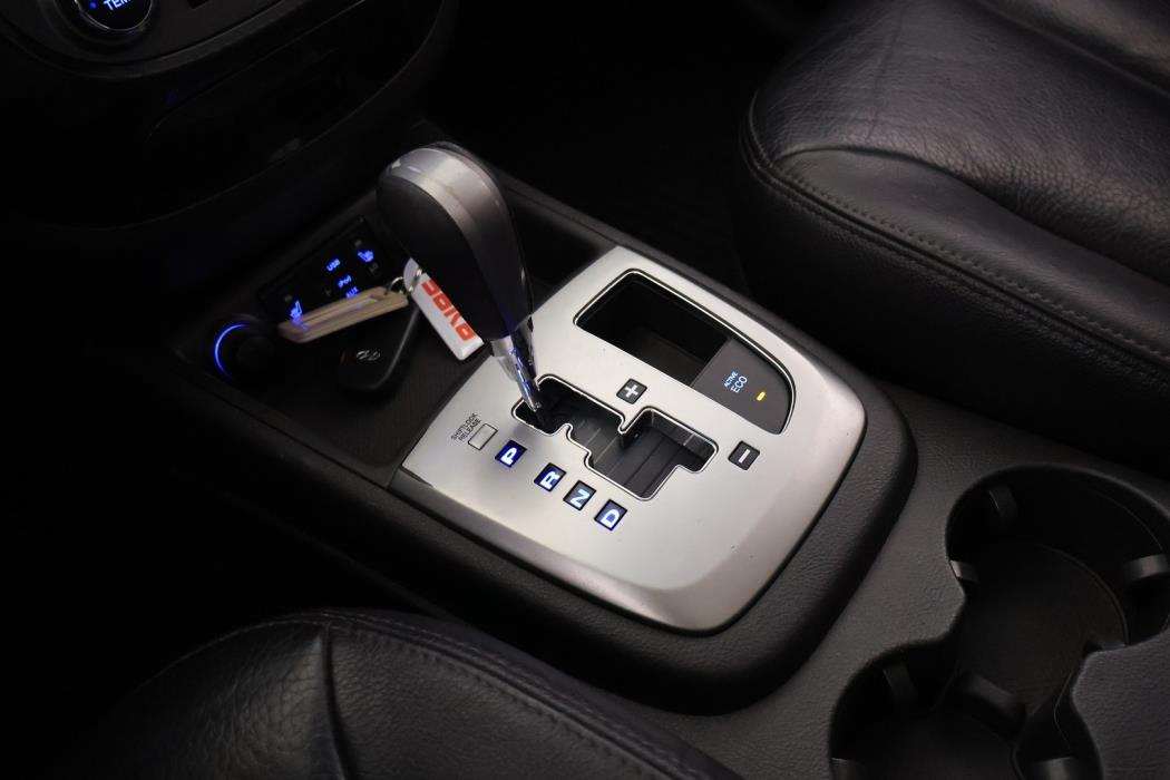 HYUNDAI Santa Fe 2011