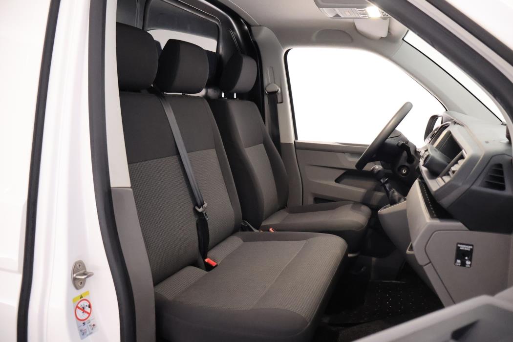 VOLKSWAGEN Transporter 2020