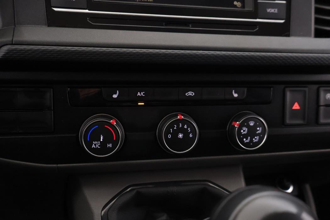 VOLKSWAGEN Transporter 2020