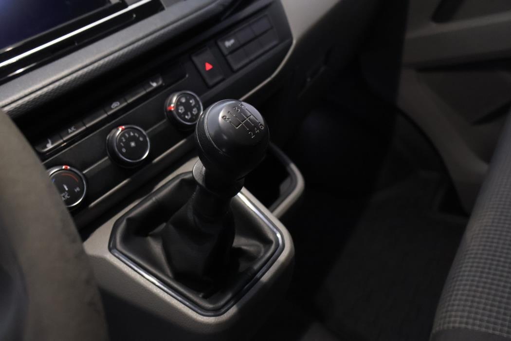 VOLKSWAGEN Transporter 2020