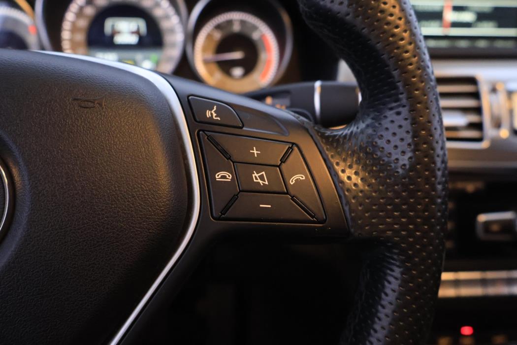 MERCEDES-BENZ E 2014