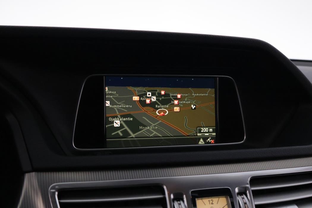 MERCEDES-BENZ E 2014