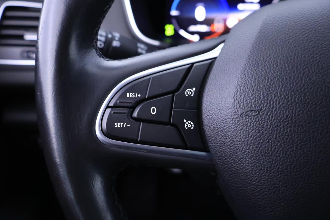 RENAULT Megane 2021