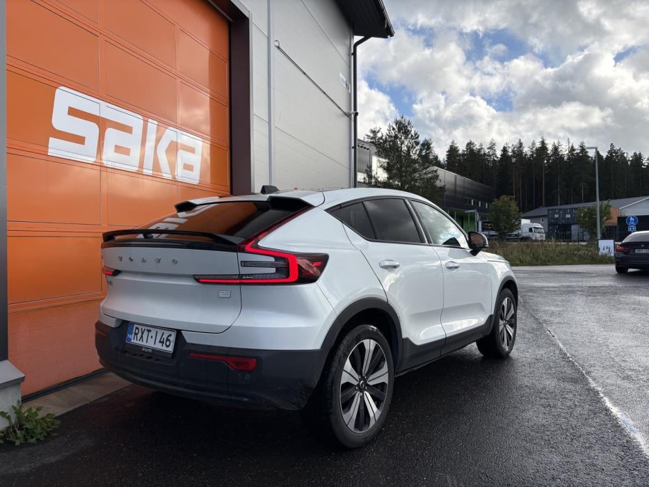 VOLVO C40 2023