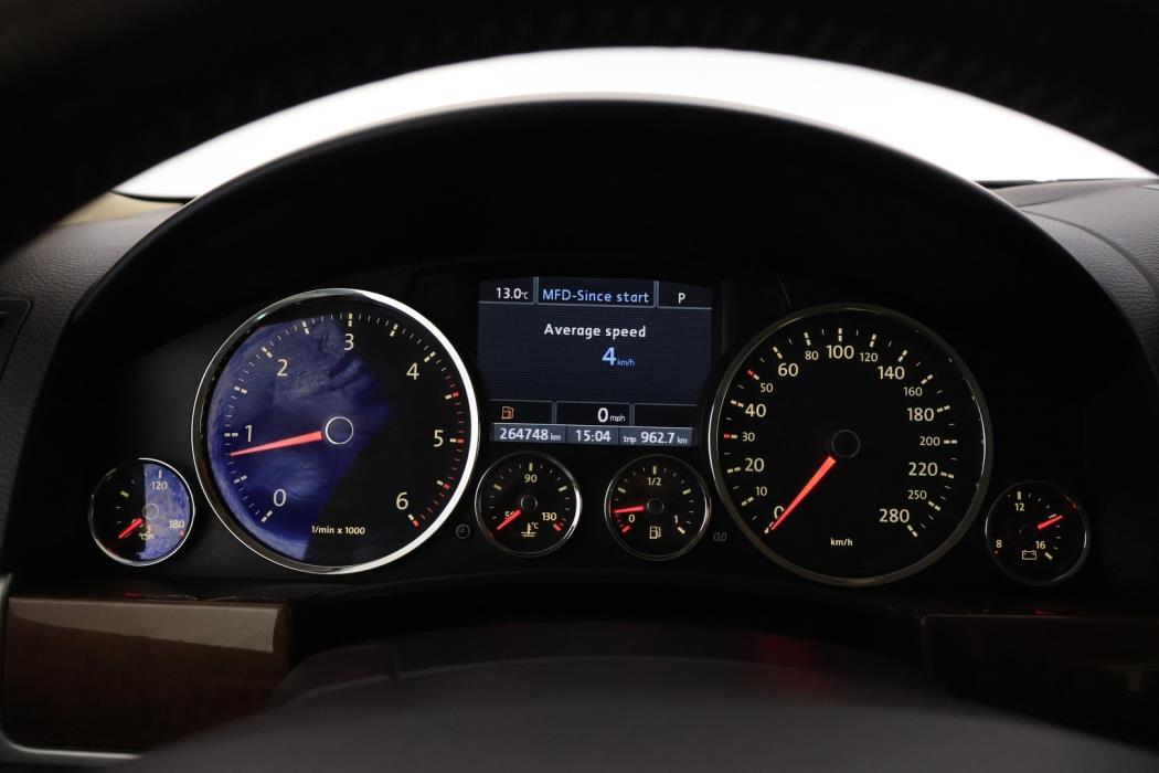 VOLKSWAGEN Touareg 2009