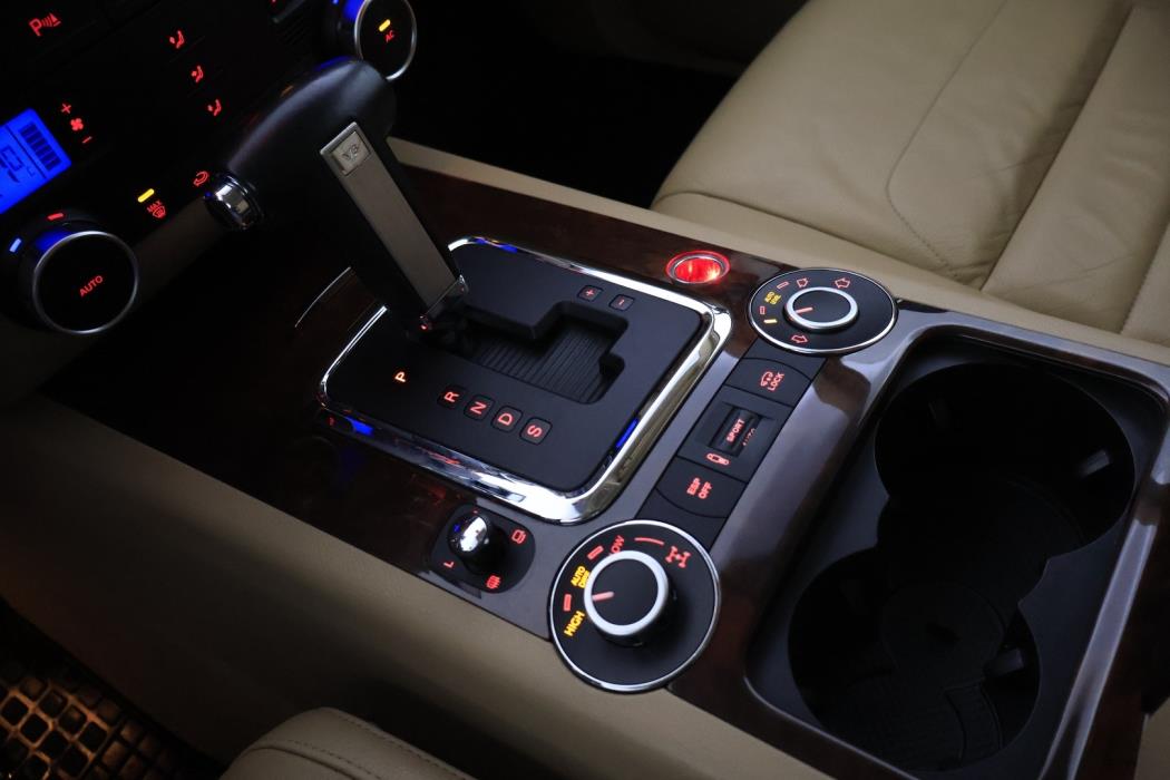 VOLKSWAGEN Touareg 2009