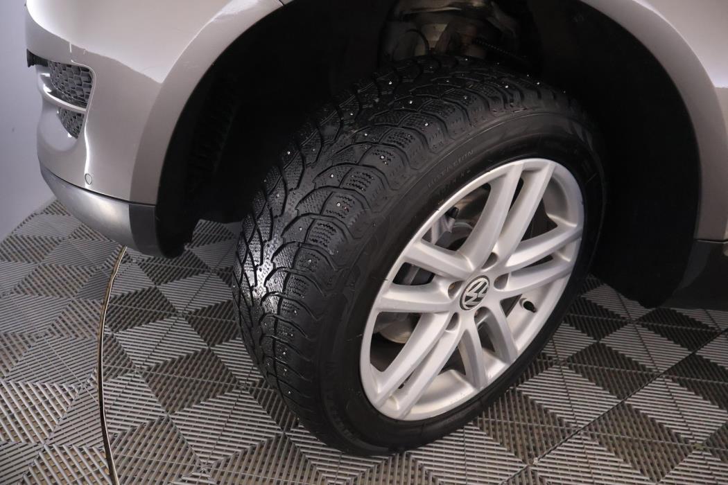 VOLKSWAGEN Touareg 2009