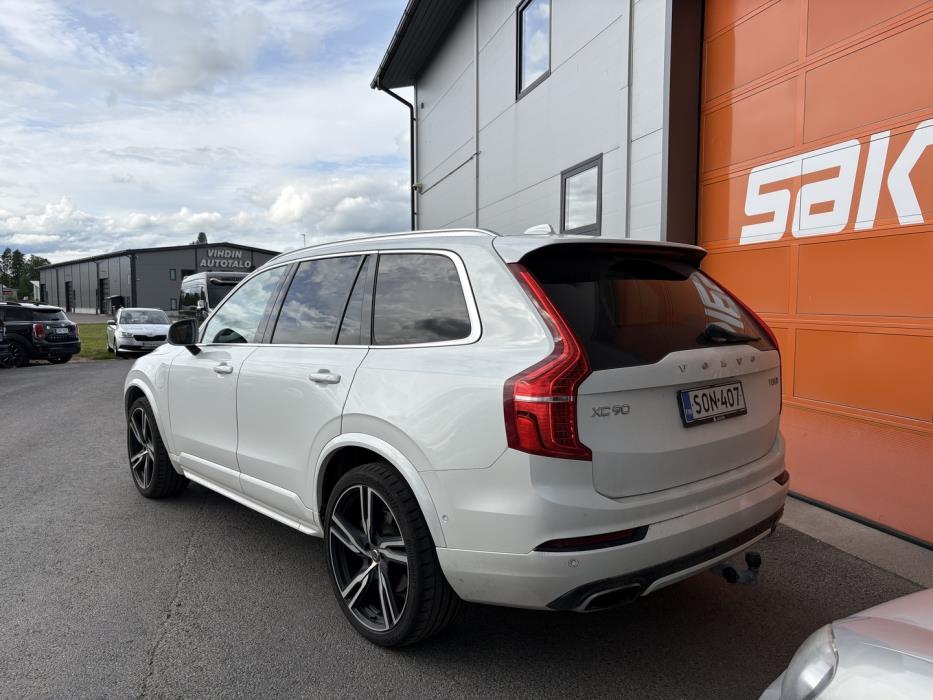VOLVO XC90 2017