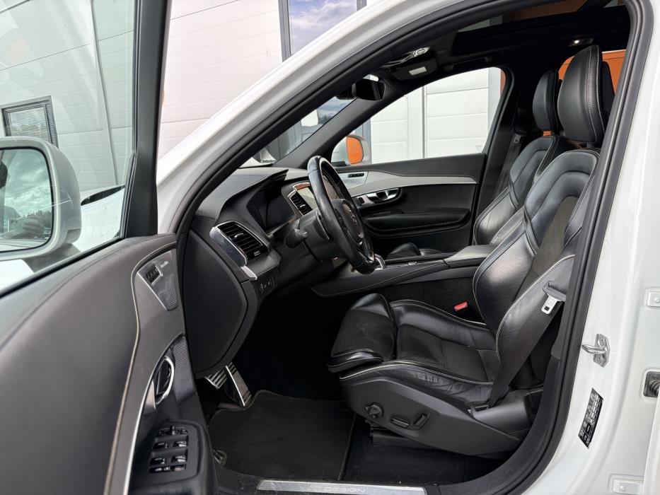 VOLVO XC90 2017